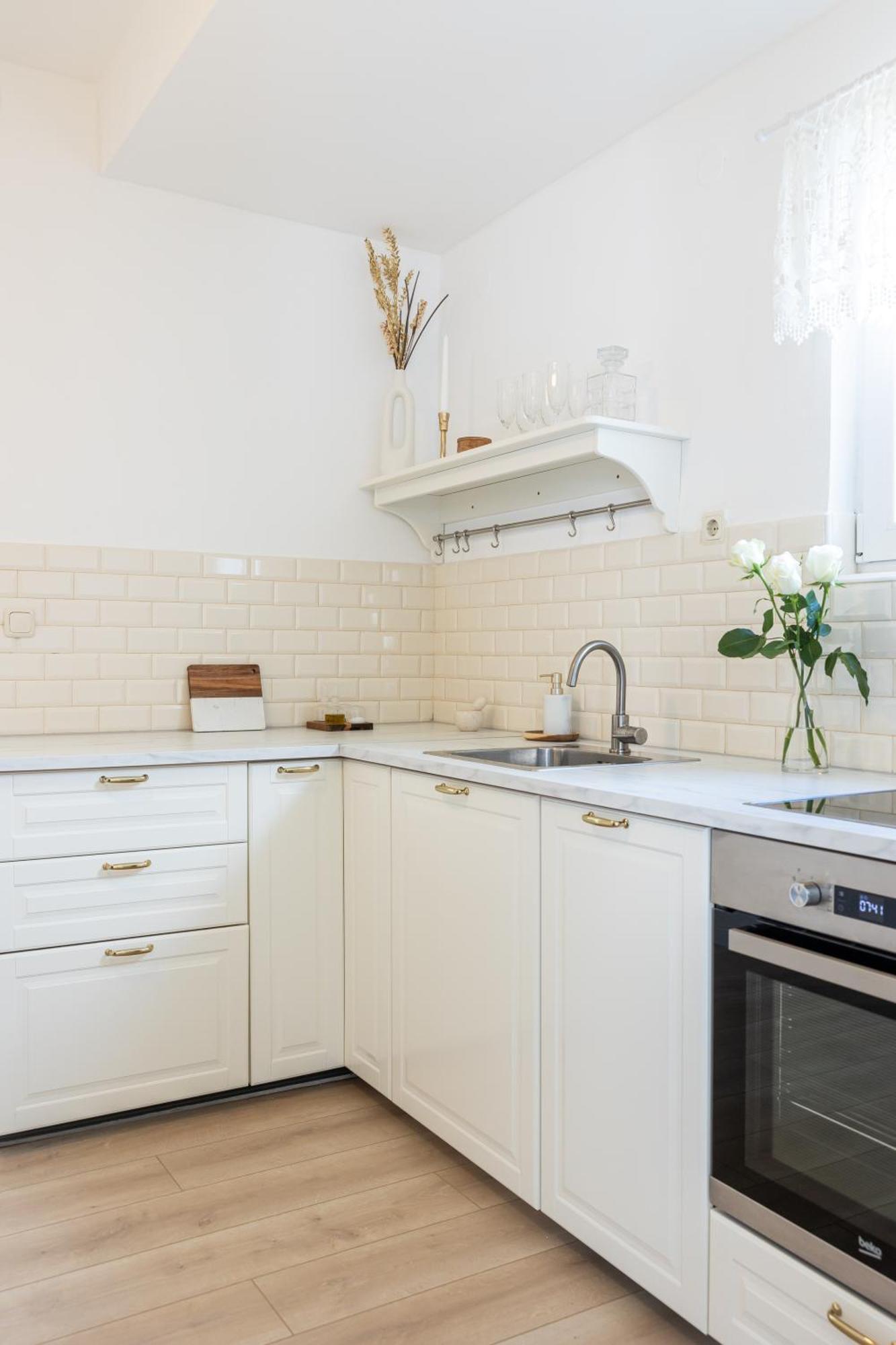 Holiday House Castelli Каштела Экстерьер фото